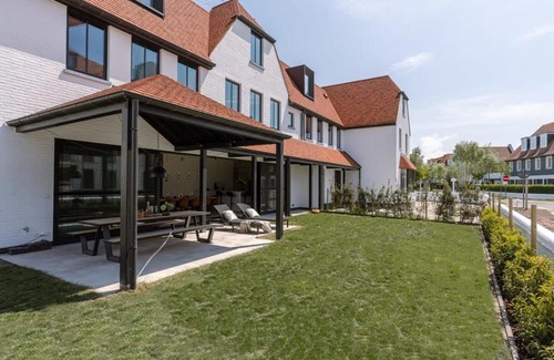 Knokke Villa | Huswell - Luxurious house with indoor elevator in Knokke