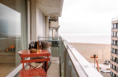 Albertstrand Apartment | Huswell - Luxurious two bedroom with lateral seaview