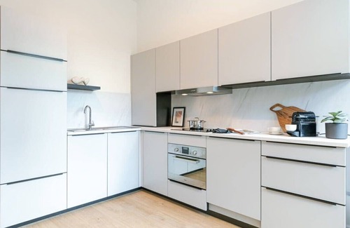 Historisch centrum Apartment | Huswell - Modern apartment located at Main Square