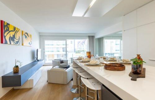 Het Zoute Apartment | Huswell - Modern apartment at the beach with parking