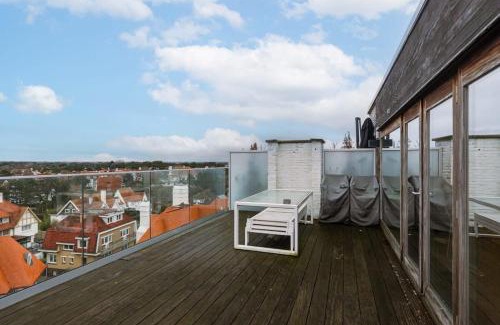Het Zoute Apartment | Huswell - Modern apartment with terraces and parking