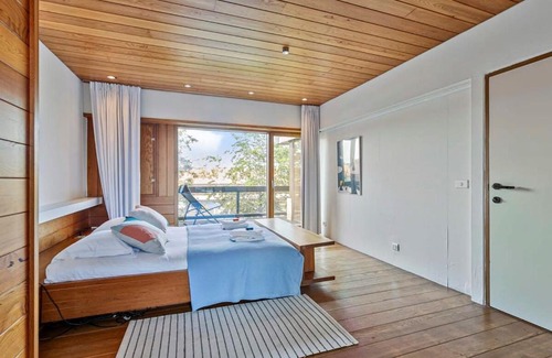 Stene House | Huswell - Modernist design house with garden near the beach