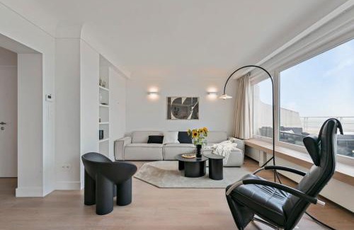 Het Zoute Apartment | Huswell - Panoramic seaview apartment in 't Zoute