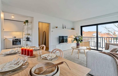 Duinbergen Apartment | Huswell - Renovated apartment by the beach in Knokke-Heist