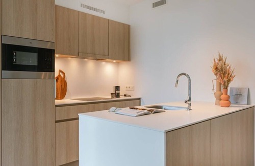 Ostend Apartment | Huswell - Stylish 2 bedroom with terrace and parking
