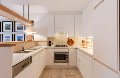 Knokke Apartment | Huswell - Top located apartment with parking