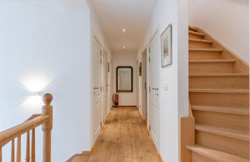 Sint-Andries Hotel | Huswell - Two guest-rooms in stylish villa - free bikes