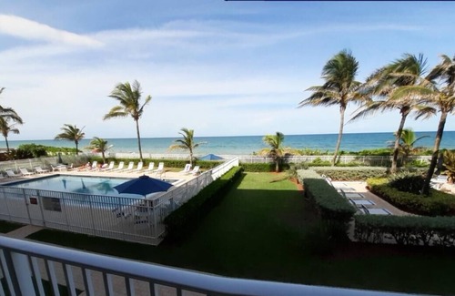 Hutchinson Island South Condo | Hutchinson Island Beach Resort/Direct Ocean views and best place to stay!!!