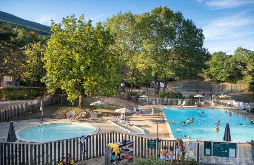 Divonne-les-Bains Other | HUTTOPIA Divonne