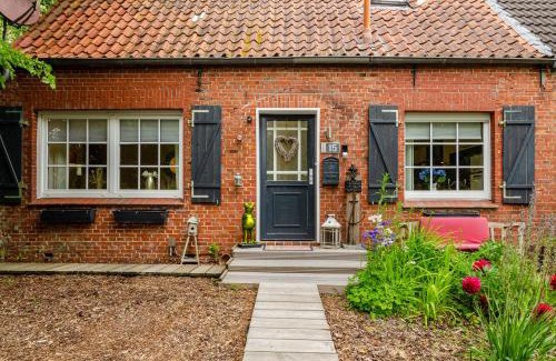 Hamswehrum House | Huus ant Dörpsdiek
