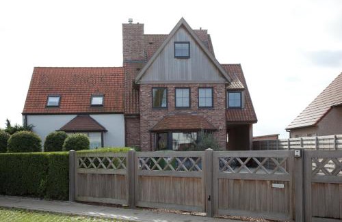 Westkapelle Bed & Breakfast | Huyze Fleur B&B