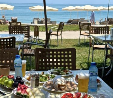 Golden Sands Hotel | HVD Viva Club Ultra All Inclusive - Private Beach & Free Parking