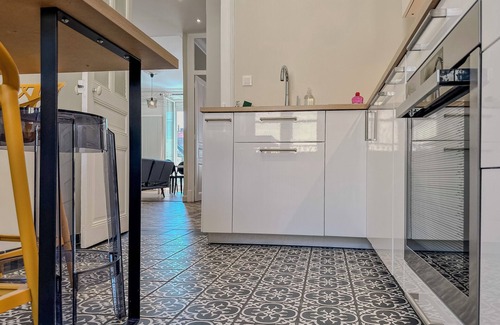 Grenoble City Centre Apartment | #HW | Le Mazet ♦️| Hyper-centre, Haussmanian apartment