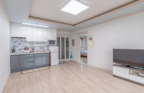 Hwacheon House | Hwacheon Flower Pension