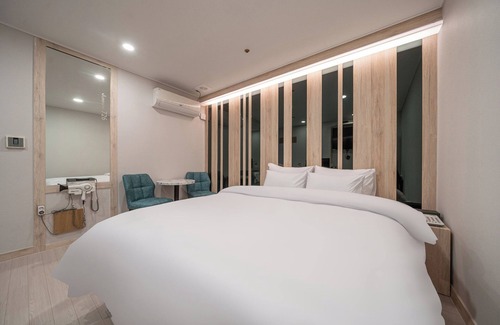 Goyang Hotel | Hwajeong Hotel jun