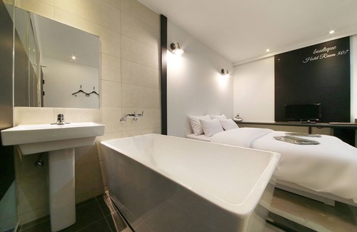 Suwon Hotel | Hwaseong Raum