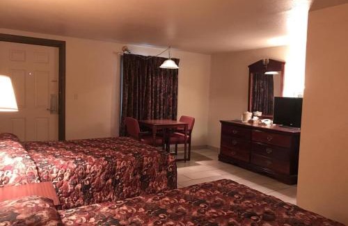 Stillwater Hotel | HWY Express Inn & Suites