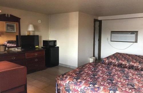 Stillwater Hotel | HWY Express Inn & Suites