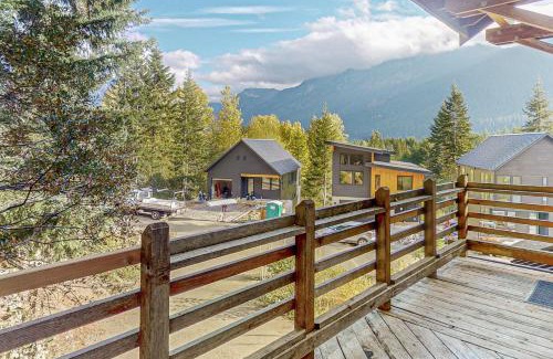 Hyak House | Hyak House