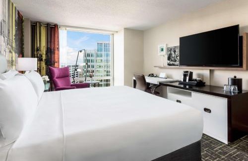 Rosslyn Hotel | Hyatt Centric Arlington
