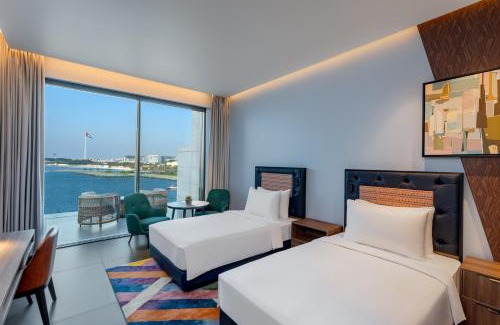 Dubai Hotel | Hyatt Centric Jumeirah Dubai
