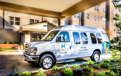 Herndon Hotel | Hyatt House Herndon/Reston