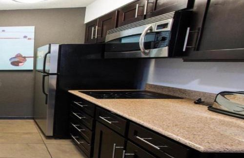 El Segundo Hotel | Hyatt House LAX Manhattan Beach