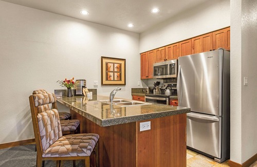 Historic District Condo | Hyatt Main Street Station-Steps to Peak 9 & Downtown