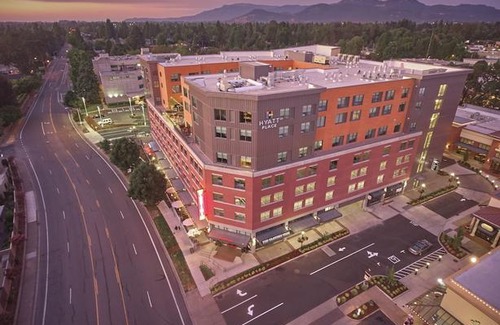 Cal Young Hotel | Hyatt Place Eugene/Oakway Center