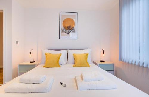 Peninsula Apartment | Hybrid Resi - London, Greenwich near O2 Arena