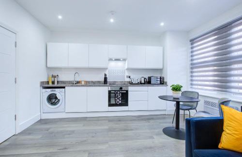 Wandsworth Apartment | Hybrid Resi - London, Wandsworth close to Clapham