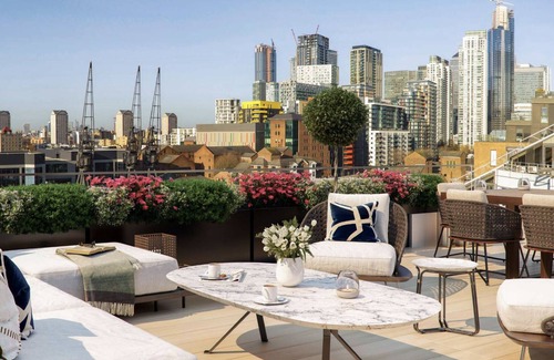 Lavender Fields Apartment | Hybrid Resi - Mitcham | 3 Bed Apartment