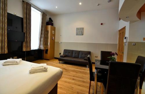 Bayswater Apartment | Hyde Park Apartments