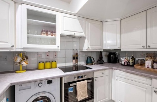 Bayswater Apartment | Hyde Park fabulous apartment