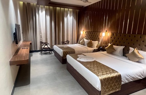 Thanjavur Hotel | Hyders Mahal and Hotel