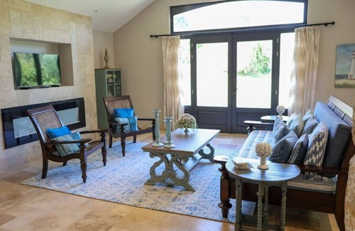 Siorac-en-Perigord House | Hydrangea Hideaway - Magnificent Guest House on the bank of the Dordogne