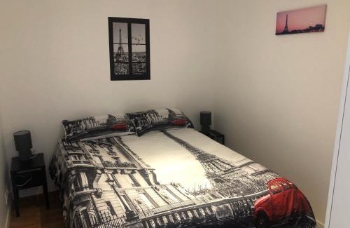 Centre Ancien Apartment | HYPER CENTRE - WIFI FIBRE GRATUIT - JERGWELOH - Le Parisien
