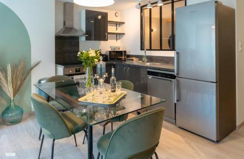 Pontarlier Apartment | Hypercentre, authentique, calme - La distillerie