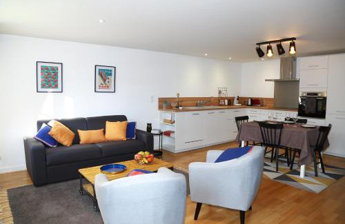 Besancon Old Town Apartment | *Hypercentre*Spacieux*Calme - Le Vauban - Cocoonhome