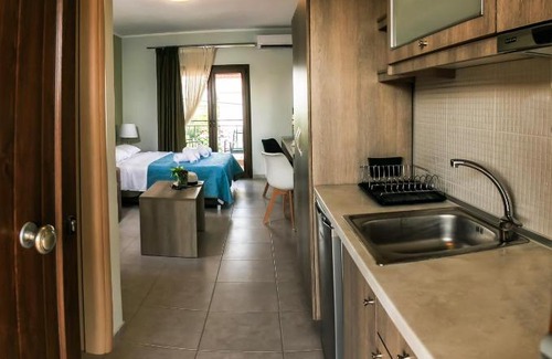 Afytos Apartment | Hytro Studios