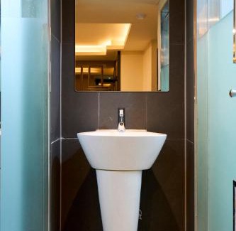 Hwigyeong-dong Hotel | Hyuzen Hotel - 휴젠