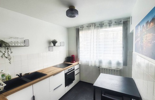 Eybens Apartment | #HZ | Le bel Hugo 🫶 | Spacieux T5 Eybens