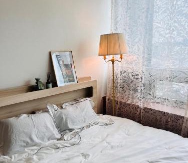 Seolcheon-myeon House | i강남 신사 역에서 3분 가로수길 조용한 안심귀가 #Gangnam Sinsa #Garosugil Front #Premium Stay #City View