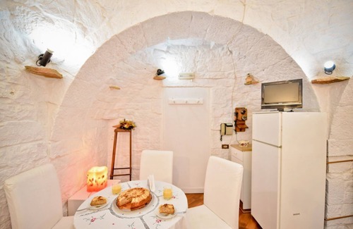 Martina Franca Apartment | I Cinque Trulli con Piscina e Parcheggio gratuito