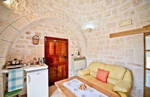 Martina Franca Apartment | I Cinque Trulli con Piscina e Parcheggio gratuito