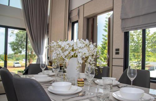 Nong Sarai Villa | I-DIN POOL VILLA khaoyai