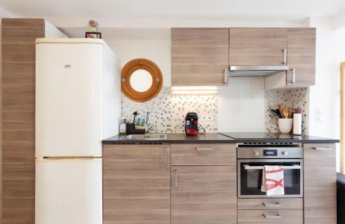 8th Arrondissement Apartment | I Feel Goudes