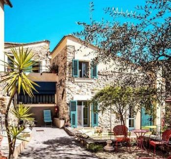 San Bartolomeo al Mare Apartment | I Freschi