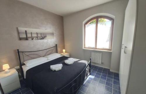Peschiera del Garda Apartment | I Limoni Bilocale in residence con piscina