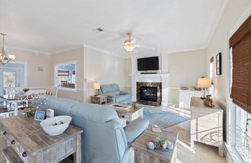 Mary Esther House | I love salty air